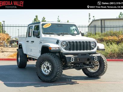 Used 2024 Jeep Gladiator Sport