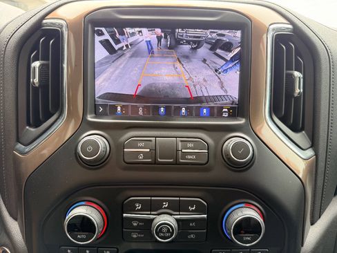 Used 2022 Chevrolet Silverado 3500 High Country w/ Z71 Off-Road Package AWD/4WD image 26