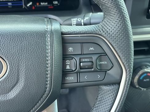 New 2026 Toyota Tacoma TRD Off-Road AWD/4WD image 18