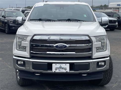 Used 2017 Ford F150 Lariat w/ Equipment Group 502A Luxury image 8