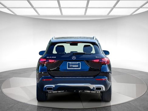 New 2026 Mercedes-Benz GLA 250 4MATIC image 3