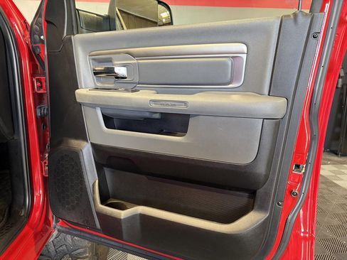 Used 2016 RAM 2500 Big Horn image 32