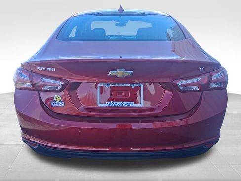 Used 2023 Chevrolet Malibu LT w/ Driver Confidence Package image 5