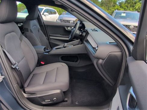 Used 2024 Polestar Polestar 2 image 15