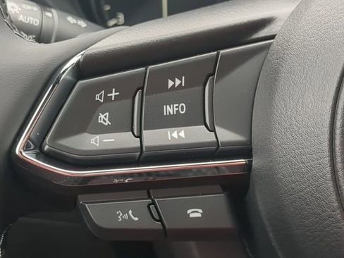 New 2025 MAZDA CX-5 Signature image 23