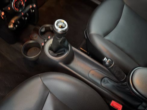 Used 2012 MINI Cooper Roadster image 25