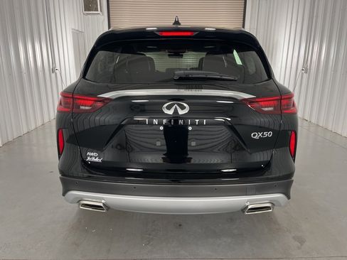 Certified 2025 INFINITI QX50 Luxe image 5
