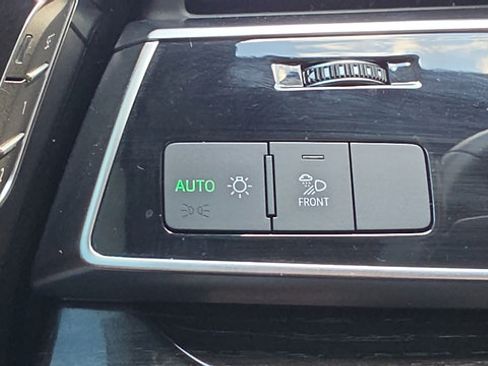 Used 2025 Audi Q7 2.0T Premium Plus AWD/4WD image 13