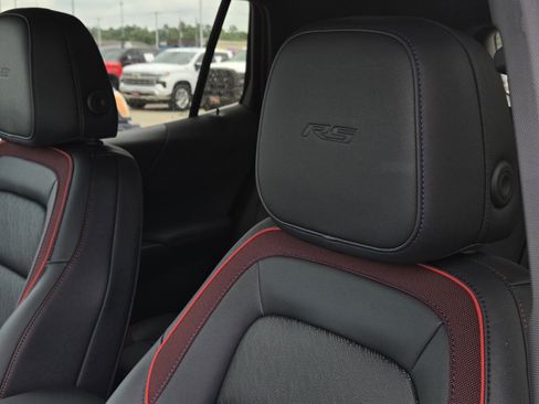 New 2026 Chevrolet Equinox RS w/ Convenience Package III FWD image 15