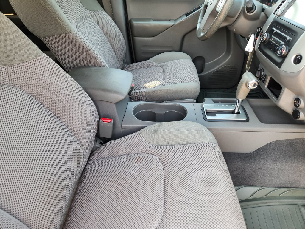 Used 2019 Nissan Frontier SV AWD/4WD image 14