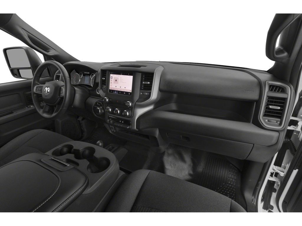 Used 2024 RAM 2500 Tradesman w/ Chrome Appearance Group AWD/4WD image 10