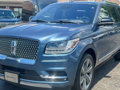 Used 2018 Lincoln Navigator L Select w/ Technology Package AWD/4WD image 7