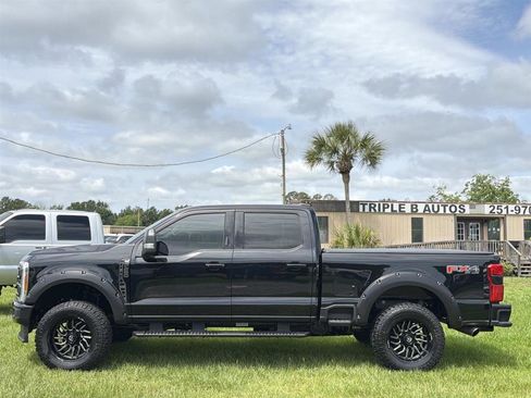 Used 2023 Ford F250 XLT w/ XLT Premium Package AWD/4WD image 3
