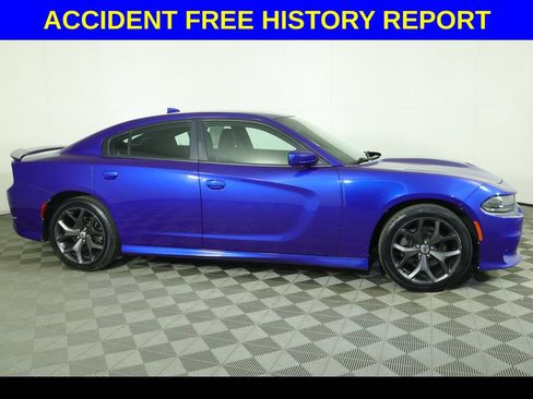 Used 2019 Dodge Charger GT RWD image 2