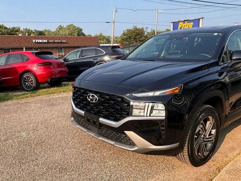 Used 2021 Hyundai Santa Fe SE AWD/4WD image 2