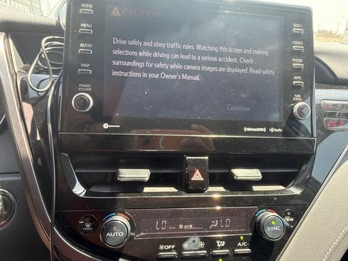 Used 2023 Toyota Camry SE w/ Audio Upgrade Package FWD image 11
