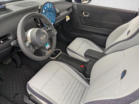 New 2026 MINI Cooper S image 3