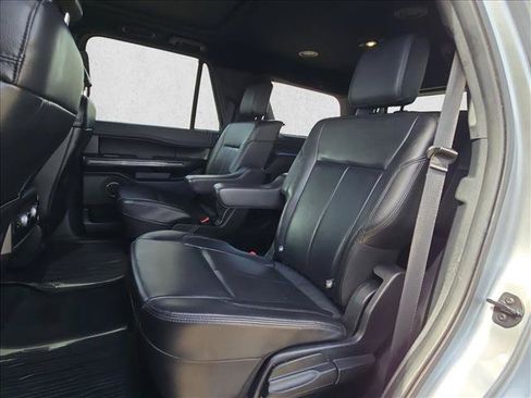 Used 2021 Ford Expedition XLT RWD image 18
