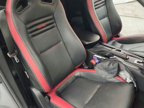 Used 2016 Nissan GT-R Black Edition image 40