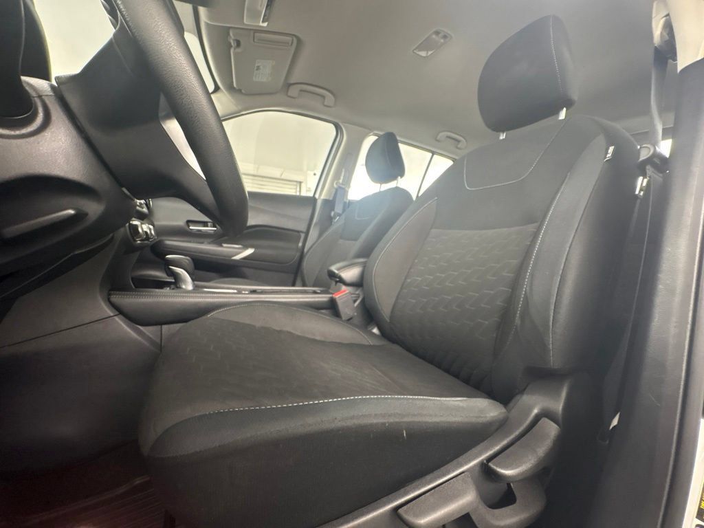 Used 2023 Nissan Kicks SV FWD image 15