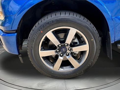 Used 2017 Ford F150 XLT w/ Equipment Group 302A Luxury AWD/4WD image 32