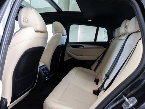 Certified 2025 BMW X4 xDrive30i image 20