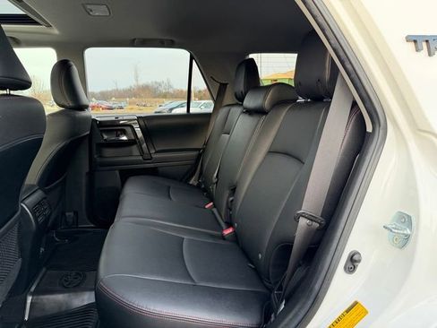 Certified 2020 Toyota 4Runner TRD Off-Road Premium w/ Moonroof Package image 15