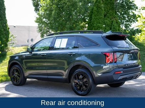 Used 2022 Kia Sorento S w/ Panoramic Sunroof Package AWD/4WD image 7