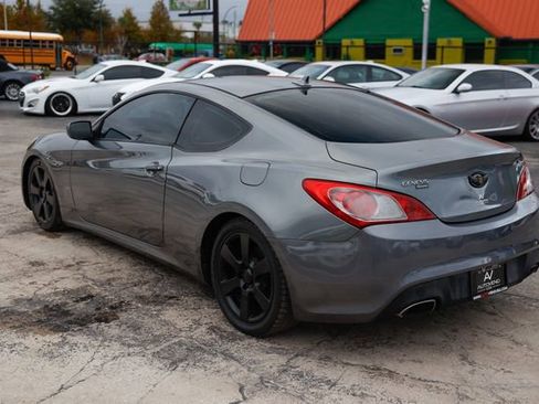 Used 2011 Hyundai Genesis 2.0T image 10