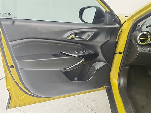 Used 2024 Chevrolet Trax ACTIV w/ Driver Confidence Package image 25