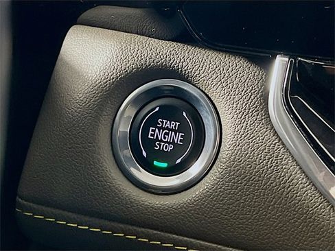 Used 2023 Chevrolet Colorado ZR2 w/ ZR2 Convenience Package III image 16