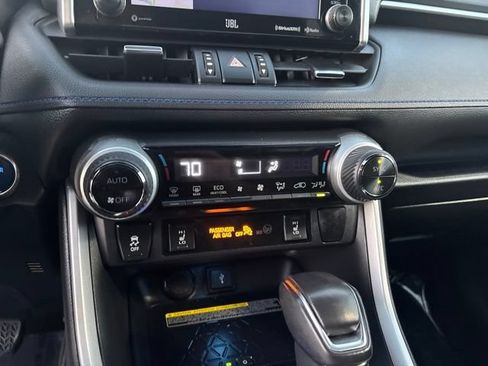 Used 2020 Toyota RAV4 XSE AWD/4WD image 29