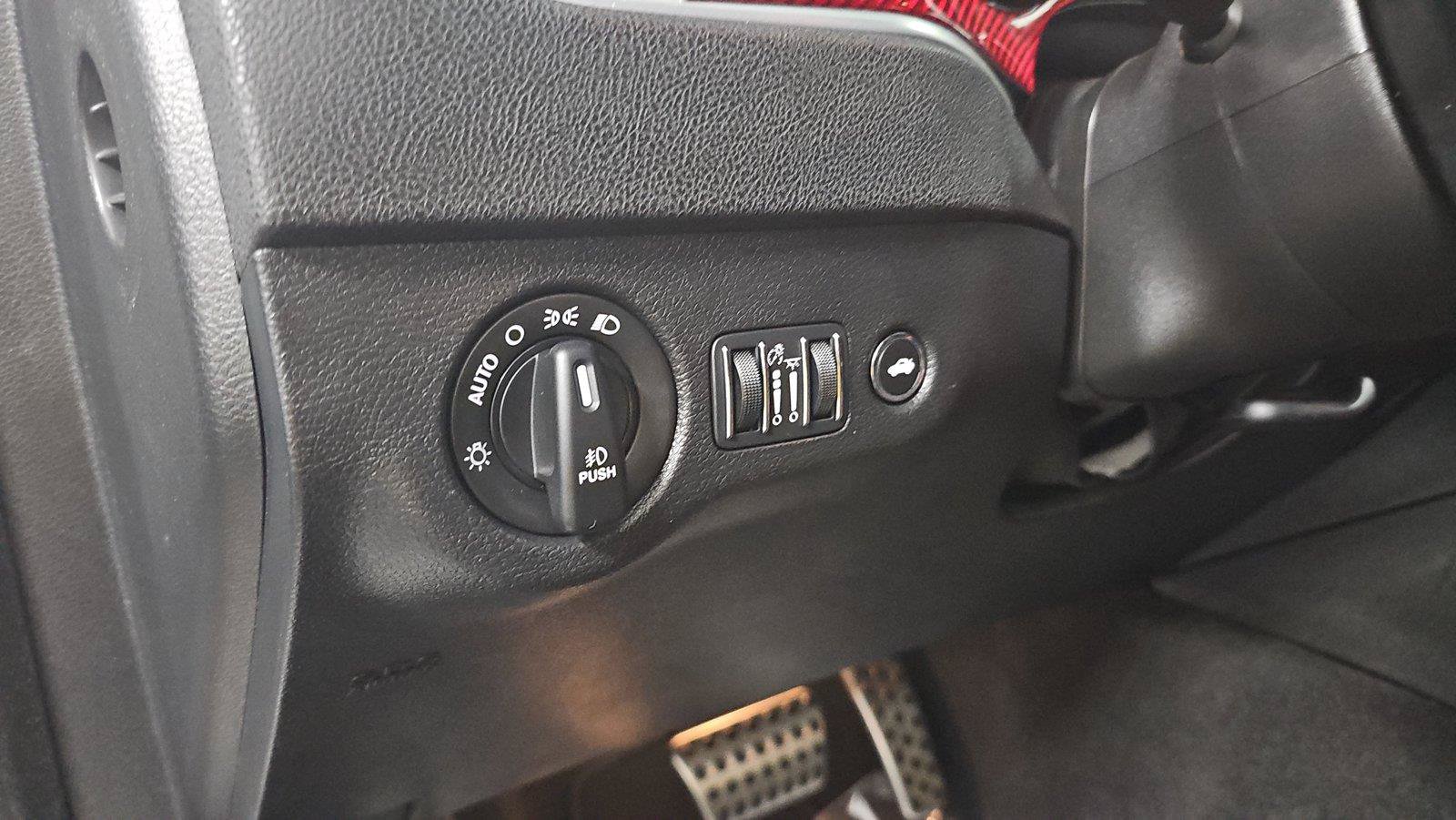 Used 2022 Dodge Charger R/T w/ Blacktop Package RWD image 25