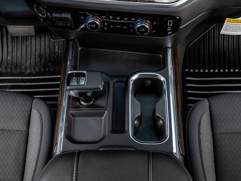 Used 2026 GMC Sierra 1500 Elevation w/ Preferred Package image 28