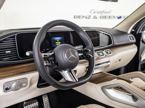 Used 2026 Mercedes-Benz GLS 580 4MATIC image 27