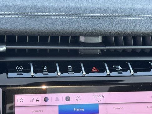 New 2025 Jeep Grand Cherokee Limited image 19