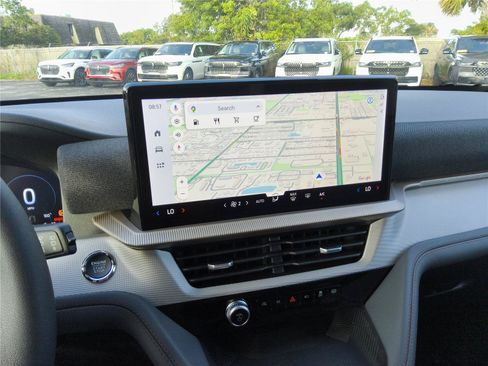 New 2026 Ford Explorer Active RWD image 34