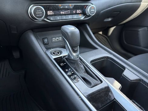 Certified 2025 Nissan Sentra SV w/ All-Weather Package FWD image 8