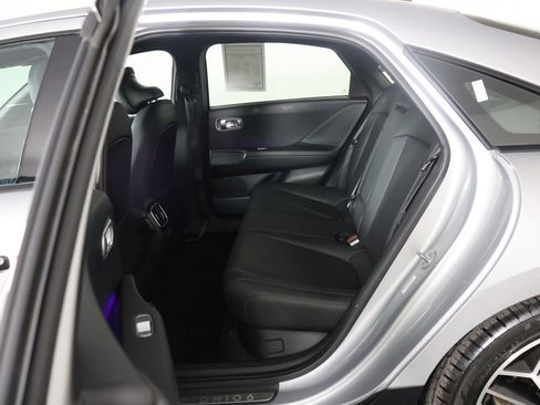 Used 2023 Hyundai Ioniq 6 Limited image 35