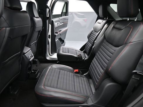 New 2025 Ford Explorer ST-Line w/ Premium Package image 21