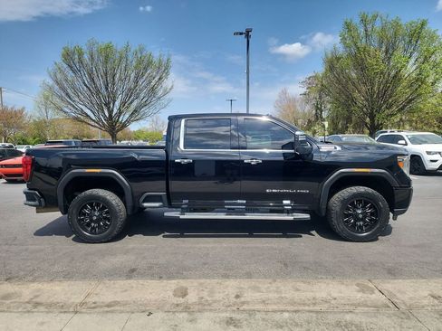 Certified 2020 GMC Sierra 2500 Denali w/ Denali Ultimate Package AWD/4WD image 9