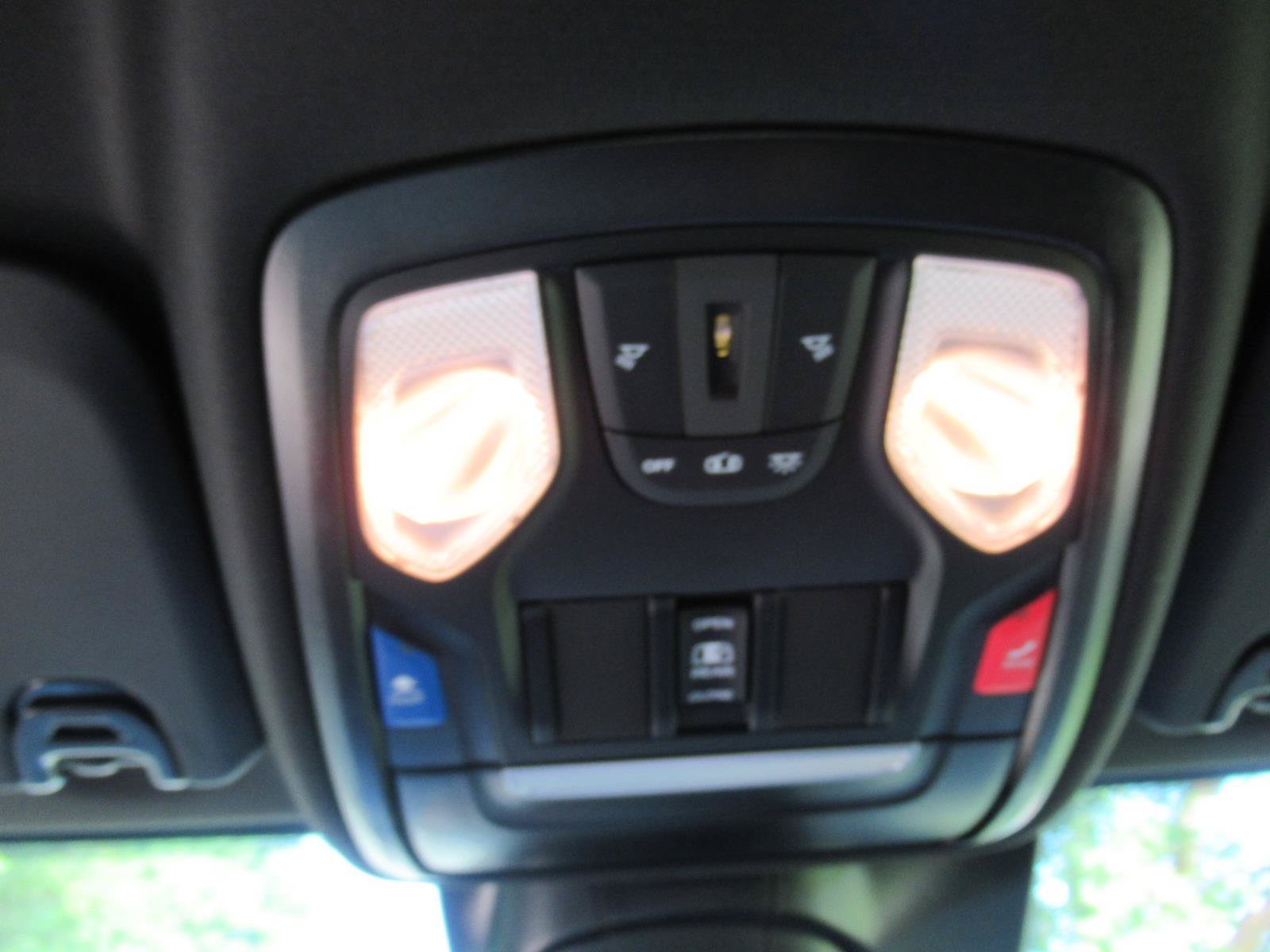 New 2027 RAM 3500 Tradesman AWD/4WD image 30