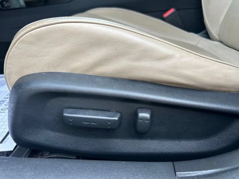 Used 2017 Honda Civic Touring image 12