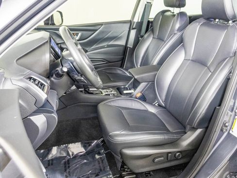 Used 2022 Subaru Forester Touring image 22