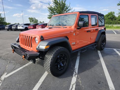 Used 2018 Jeep Wrangler Unlimited Sport AWD/4WD image 12