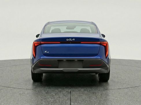 Used 2025 Kia K4 LXS image 6
