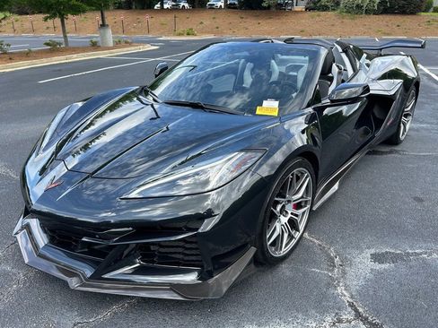 Used 2024 Chevrolet Corvette Z06 w/ Z07 Performance Package RWD image 69