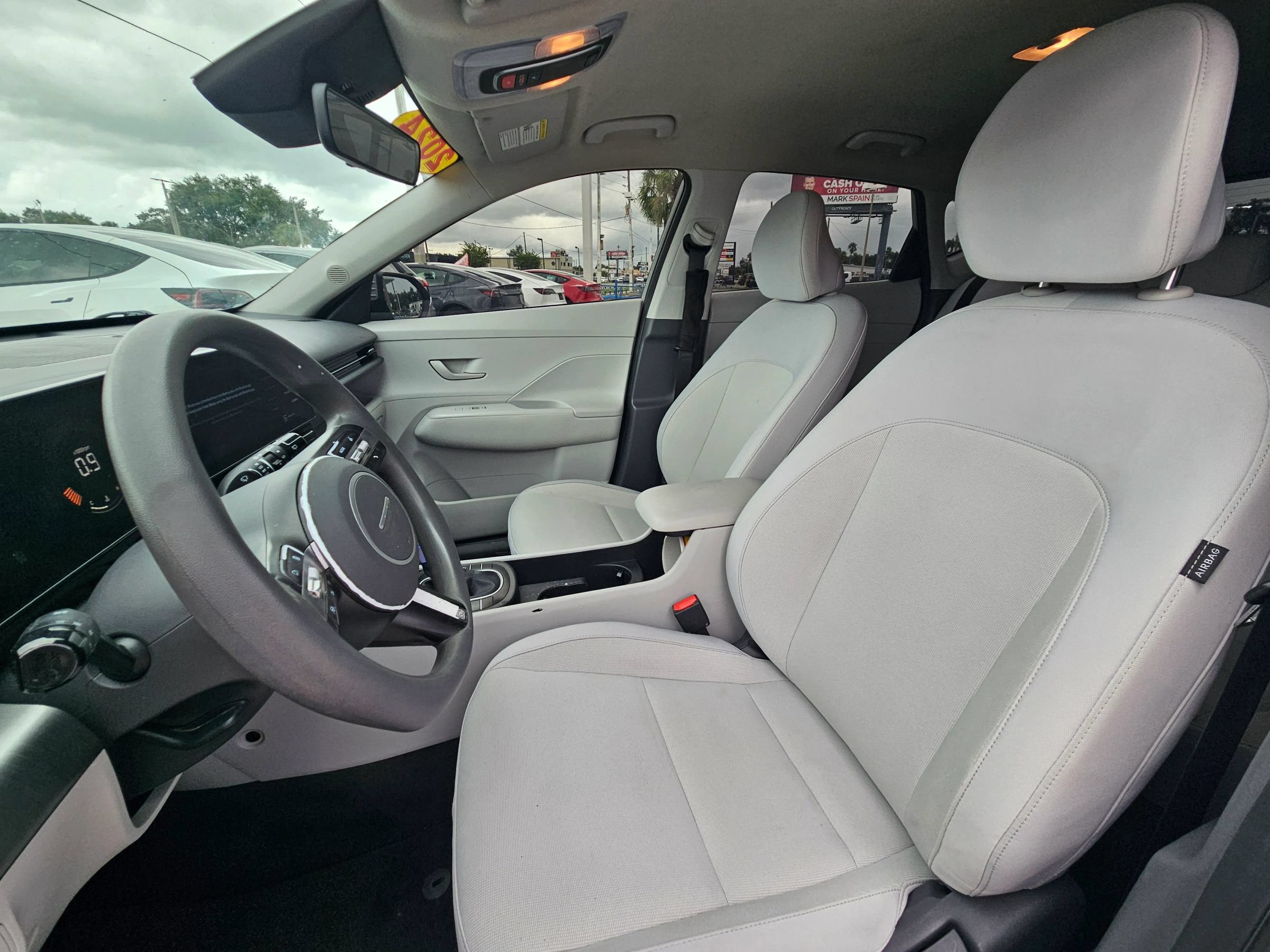 Used 2024 Hyundai Kona SE FWD image 14