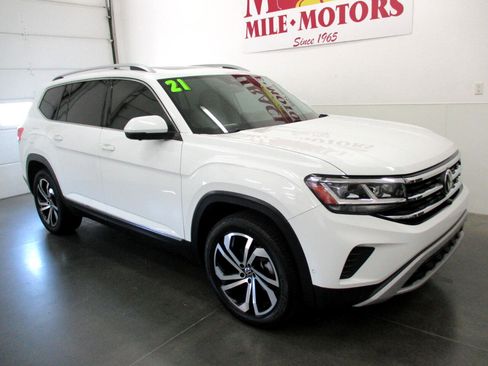 Used 2021 Volkswagen Atlas SEL Premium image 1