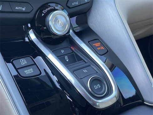 Used 2025 Acura TLX w/ Technology Package image 17